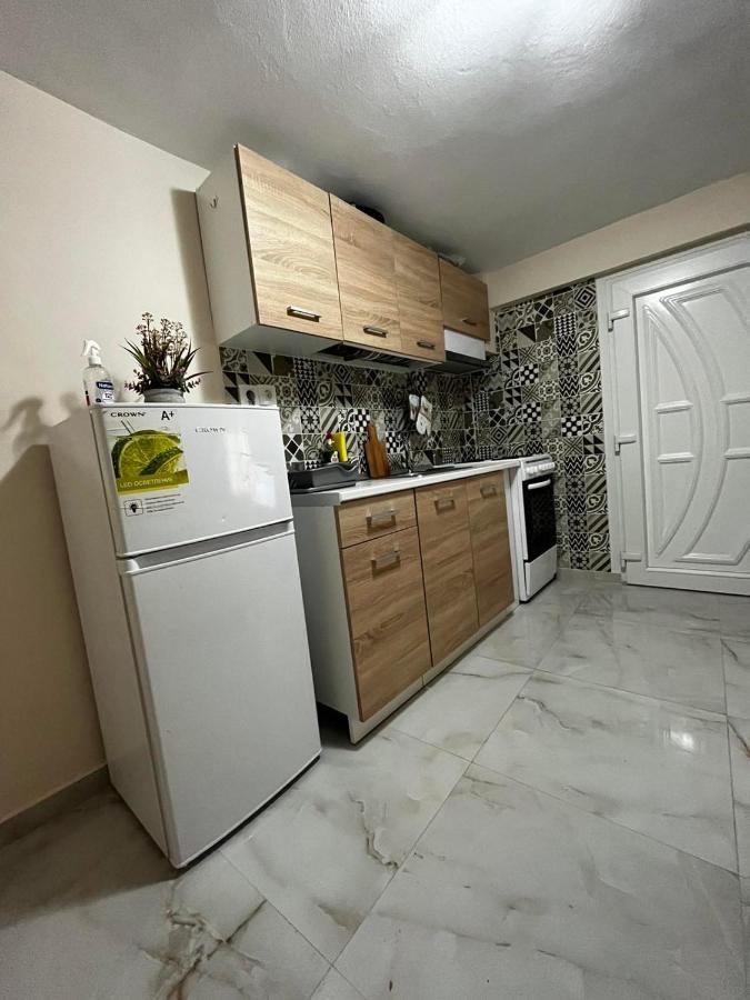 Jenny'S Apartments Айя-Тріас Екстер'єр фото